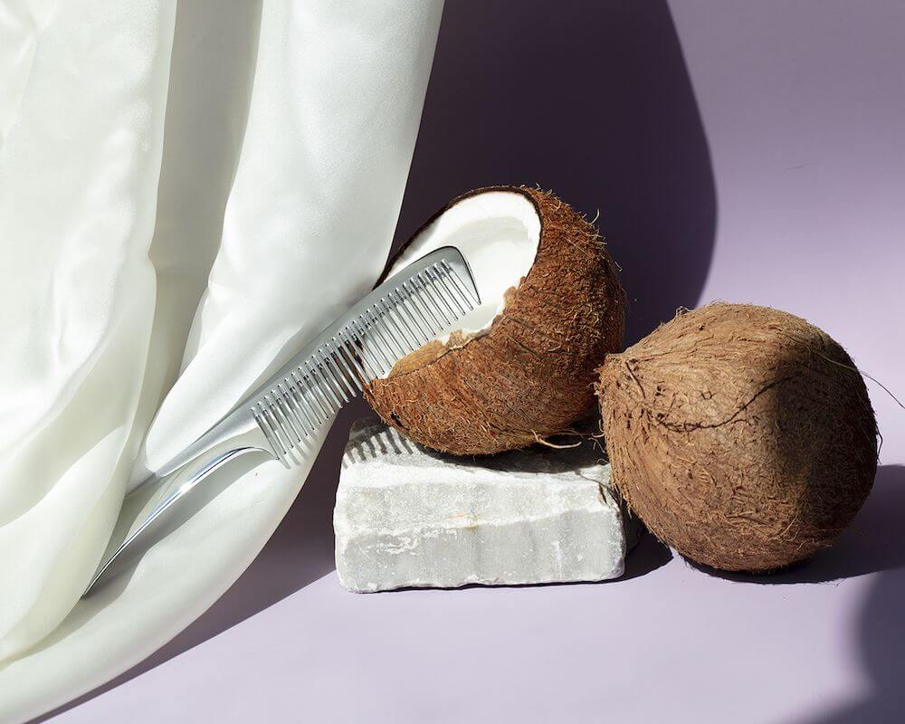 create home remedies and Applying a Coconut Oil Mask